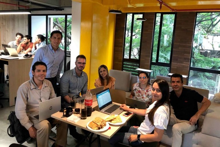 Si no has teletrabajado en Circular Coworking Lauret, visita ya este coworking.