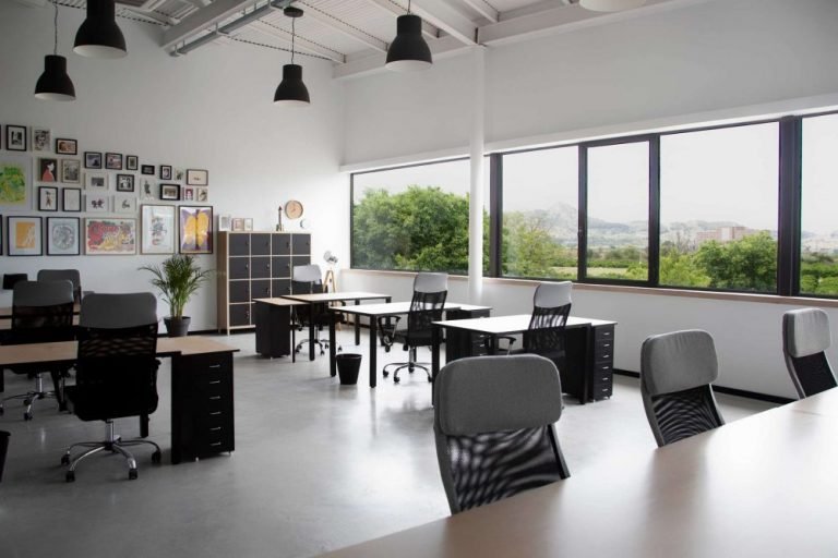 El mejor coworking: Agarra Aire Coworking.